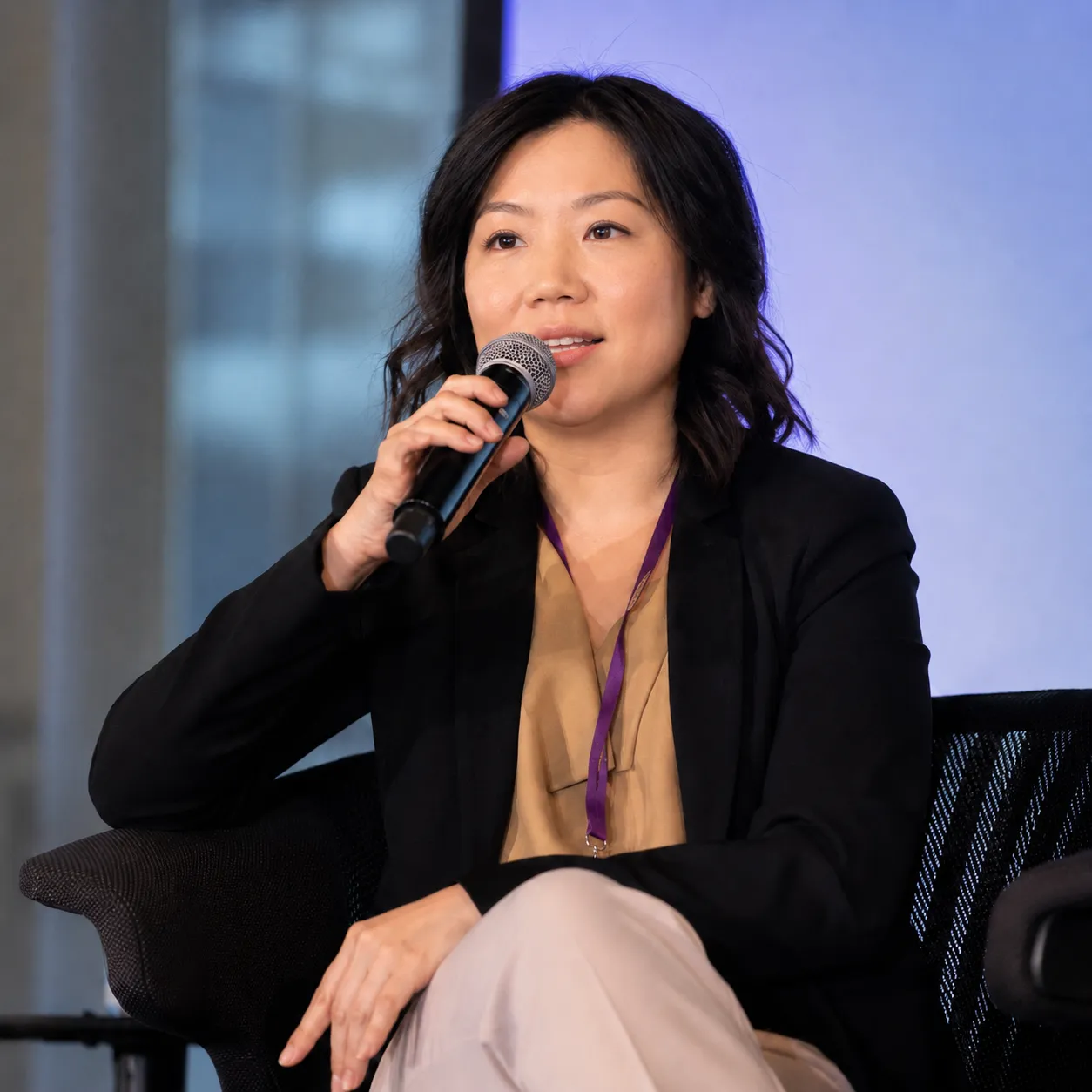 Cindy Don speaking on a panel at 1871 in Chicago